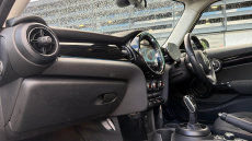 MINI Hatchback 1.5 Cooper Classic 5dr Auto Petrol Hatchback